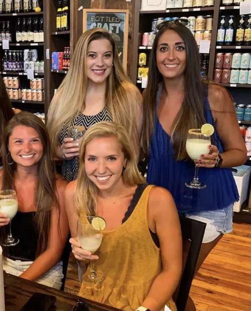 Love those southern girls by jerkthrow7