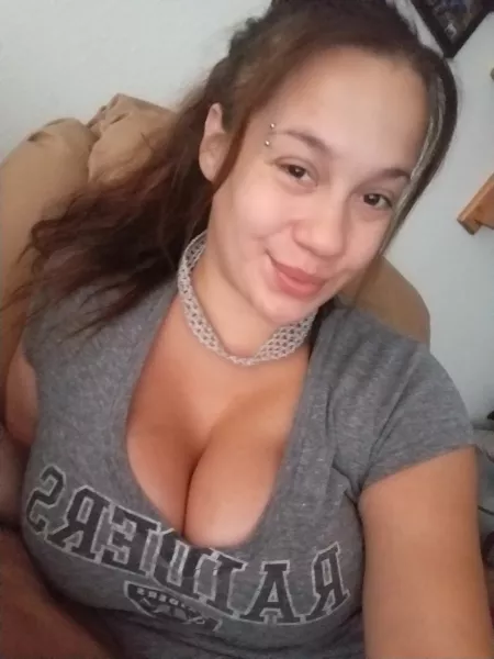 Love to hear what you think of my milf tits! 8 months pregnant! by thelunaluscious