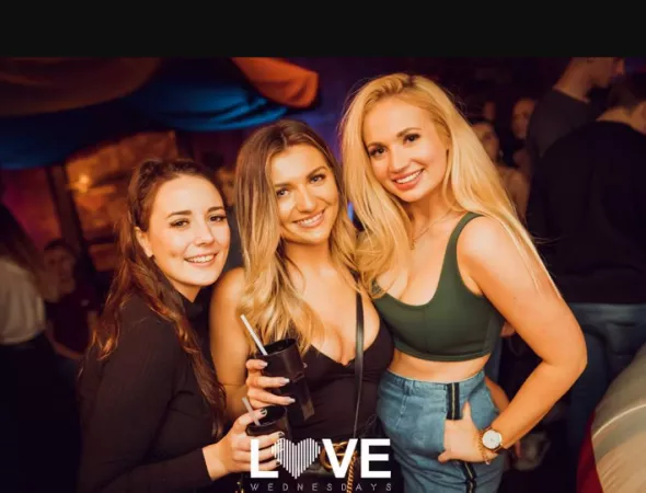 Love Wednesdays by Chaturbater1