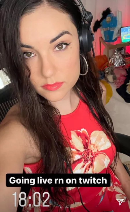 Love when she posts on Insta by Xtc2088