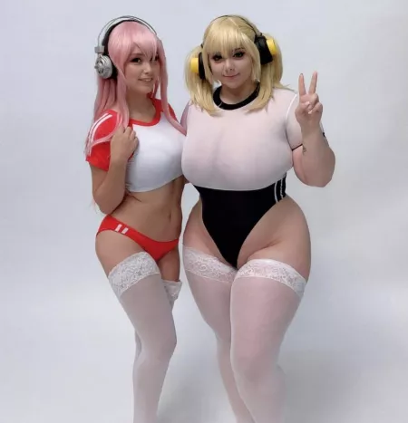 Love when she wears a see through shirt and damn those hips by MrBigKingD