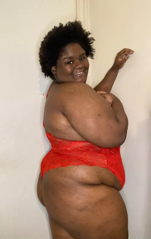 Lovely in red♥️🔥 by DrizzyDayy