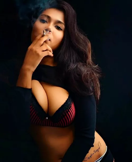 Lovely smoking girl by tjgreen77