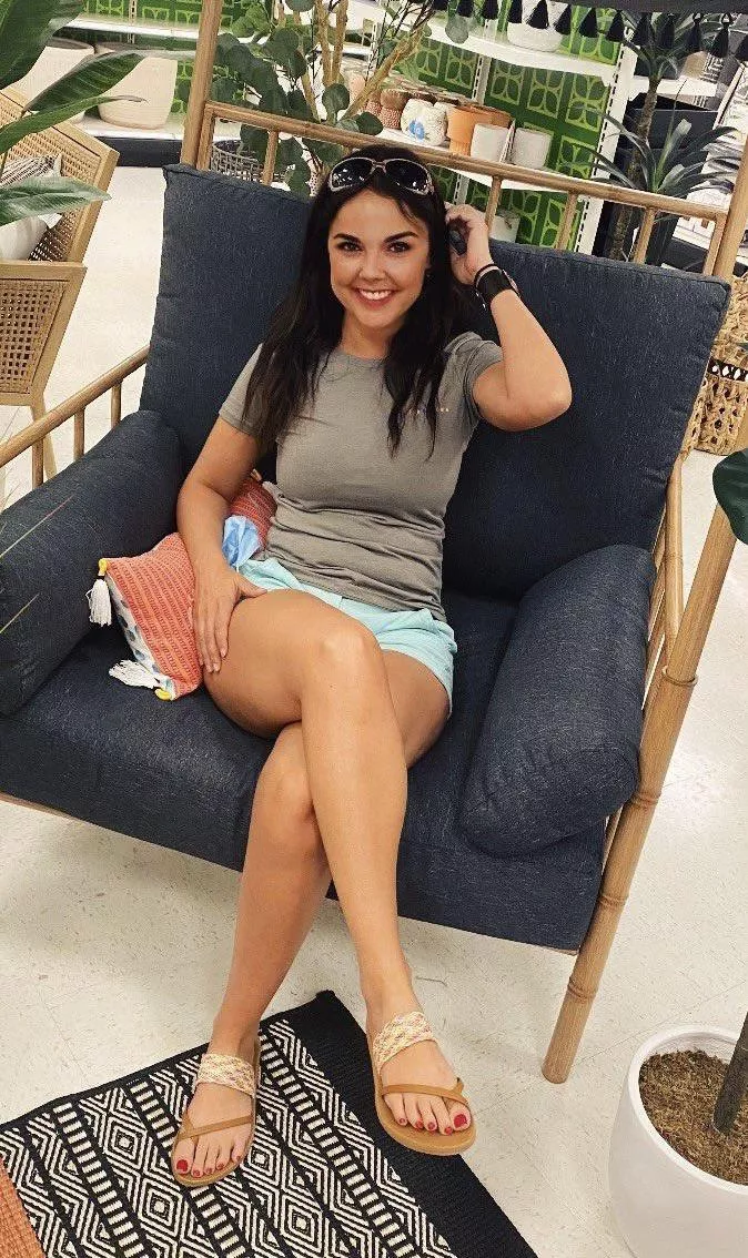 Lovely Woman posted by wackytimes