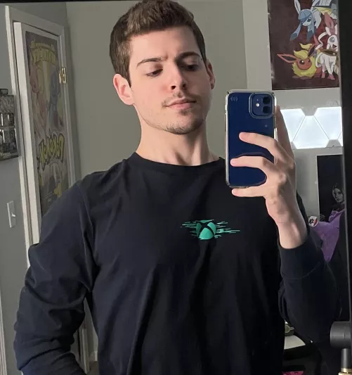 Loving my gamer clothing by casscagex