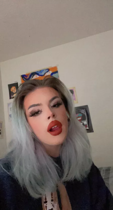 Loving the fall makeup look🥰 by Hellooooooomydear