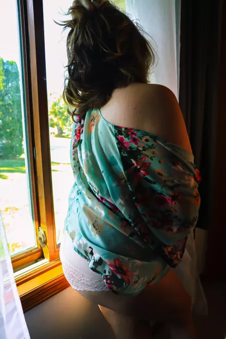 Loving the natural light! by tanice_sevium