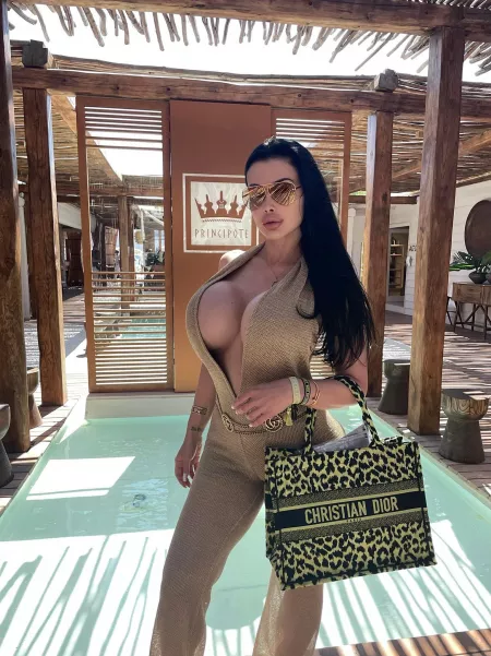 Loving this outfit by zodiaczxc