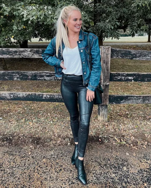 Low Key Cuteness by WarmObserver