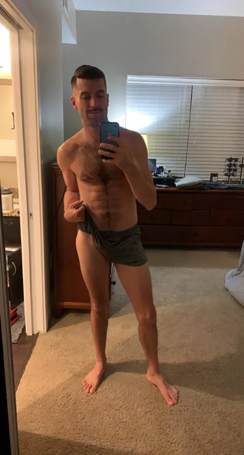 Low key horned up after gaming all night by bennettbubs