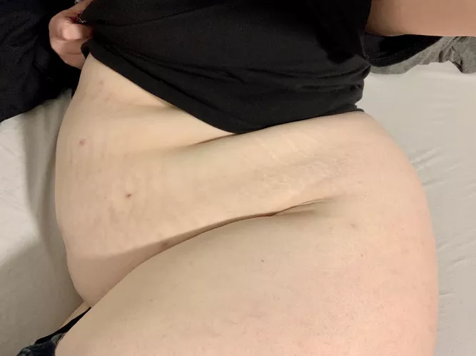 low quality pic but i just wanted to show off how stuffed my belly is tn 🥰 by cows4moos