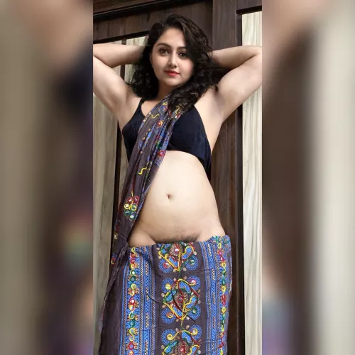 Low waist saree 💋💋❤️ by AditiBhabhi