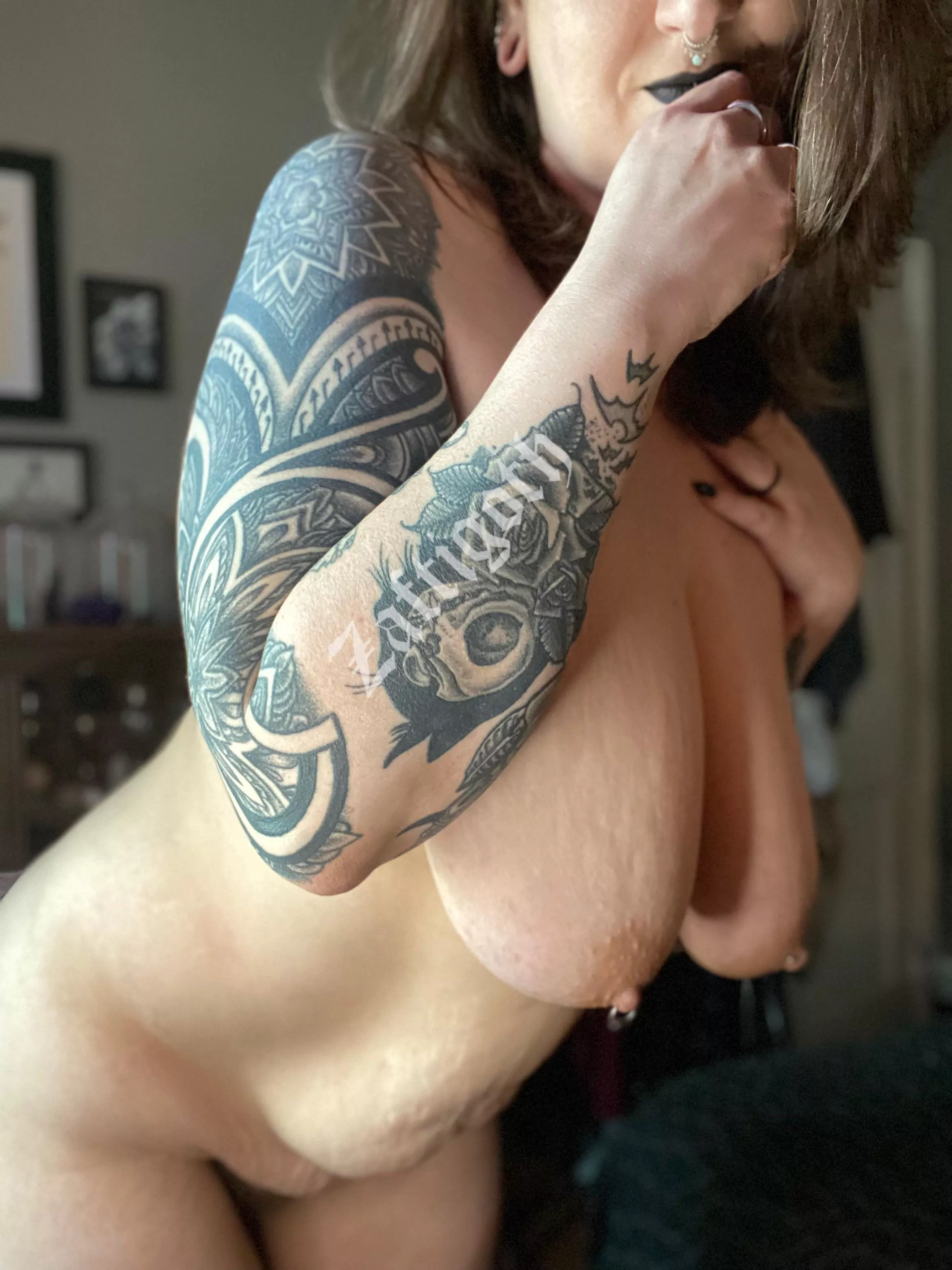 Low-hanging fruit 🍈 posted by zaftigoth