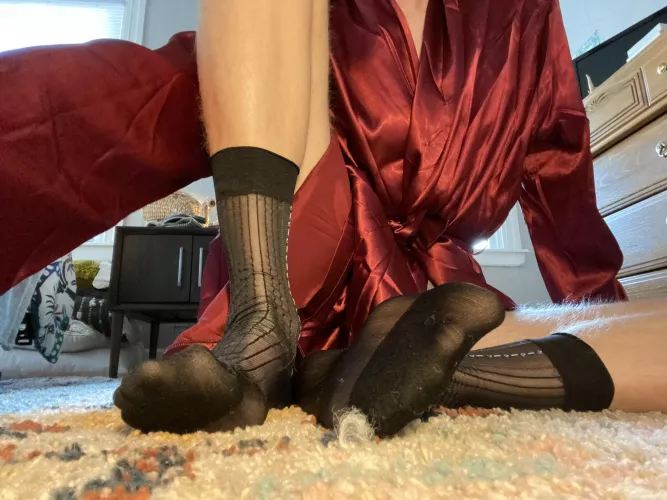 Loyal boys got a special Valentine’s video from me in their DMs. If you think you should’ve gotten one, let me know. by BlondeBoyFoot