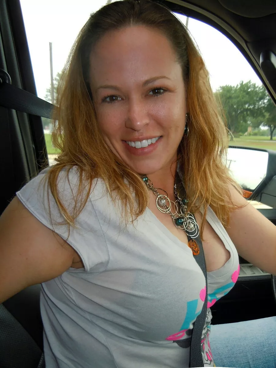 Lucky seat belt!. posted by brunomald