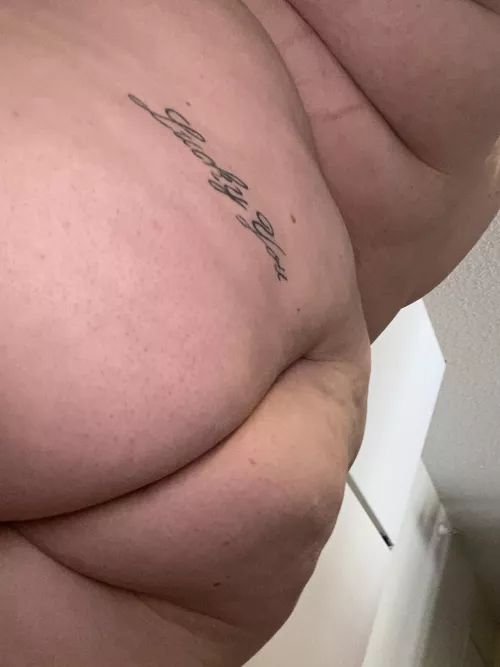 Lucky you🥴 by cuteasfbbw