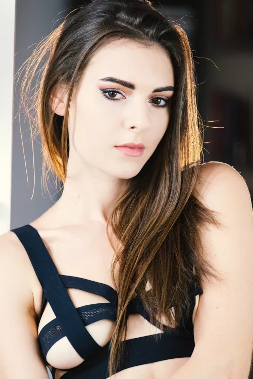 Lucrezia Gardin by 717