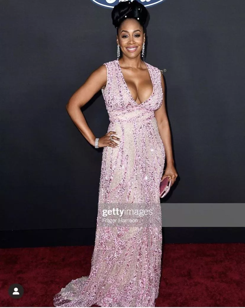 [Luke Cage] Simone Missick posted by heatfan2222