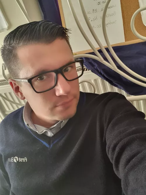 Lunch break selfie by No-Opportunity9542