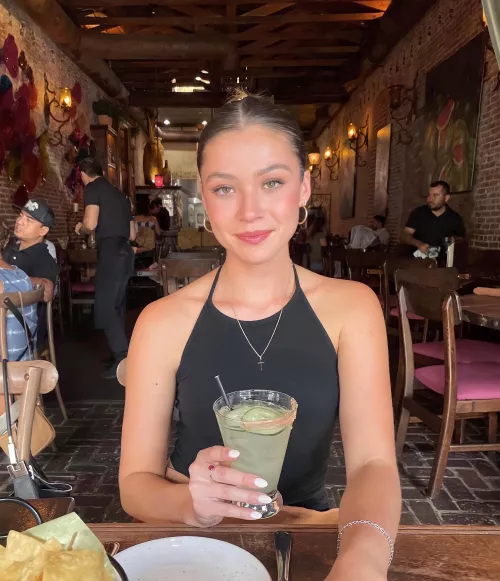 Lunch date by vismundcygnus1260