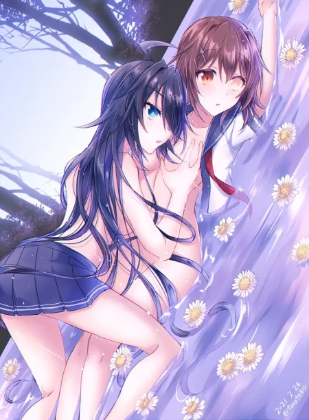 Luscious lesbian lovers by Emissary_of_Yuggoth