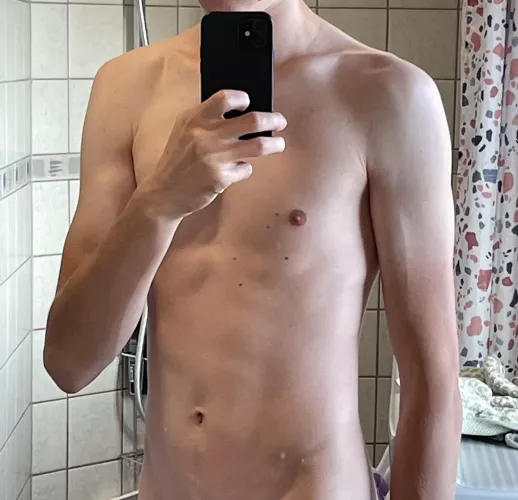 (m) 18, 174cm and only weight 55kg by iGOnTop