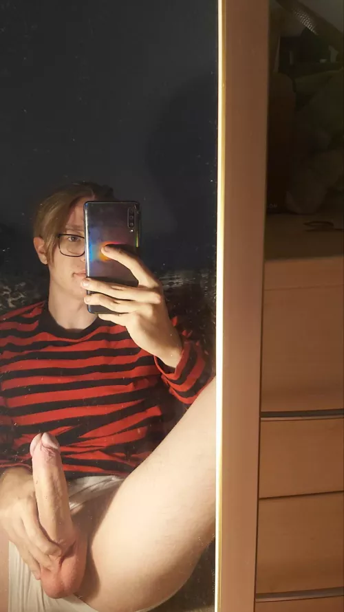 (M) 21 by ApprehensivePanic110