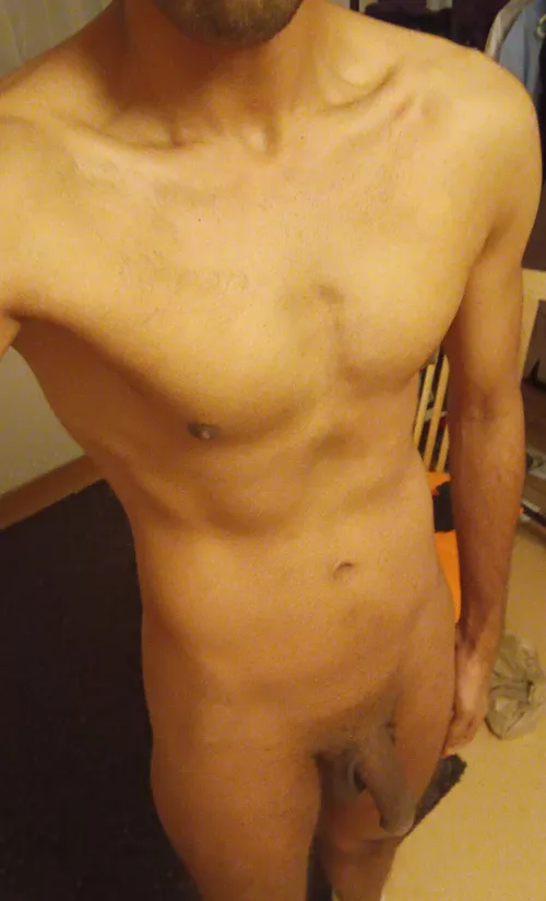 [M] 25, 68 Kg, 174: Have always been conscious of my looks, so posting this is really liberating :) by switch_griffin