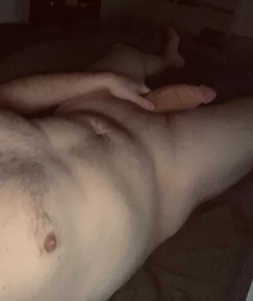 (M) 25 and cozy by jbn4198