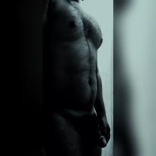 M 30 - 90 kgs - 180 cms height by TheOxfordComma91