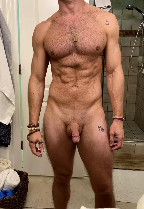 [M] 40, 170, 5’10” by goodvibrations247