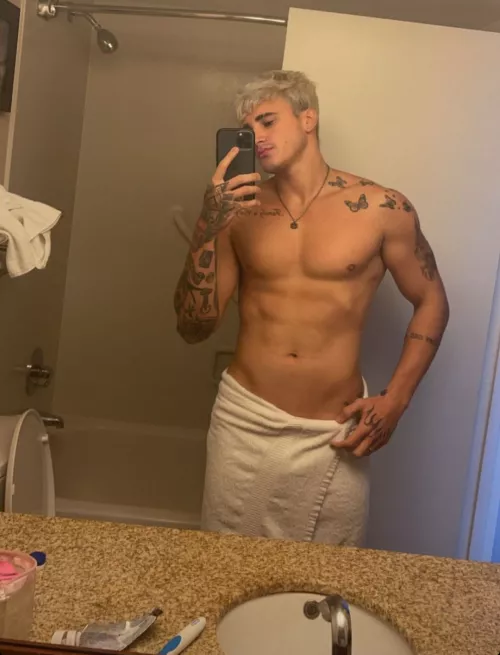 [M] 🤍 by bistomasto