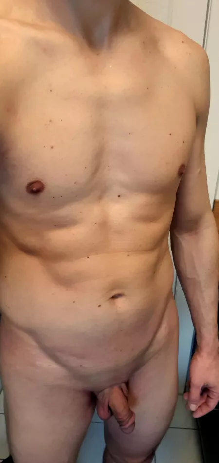 [M] any love for this 37 year old bod? by runhappy83