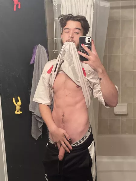 (M) Femboi witta six pack “that’s xtra hot” by subpar_sage