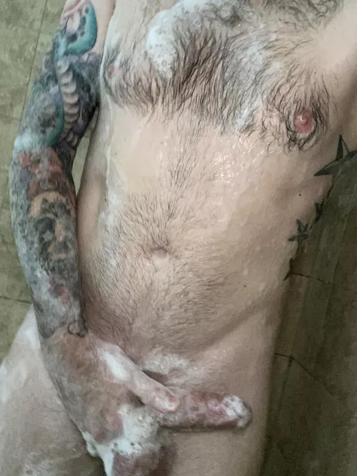 M getting ready for the weekend! by tobeseenorunseen