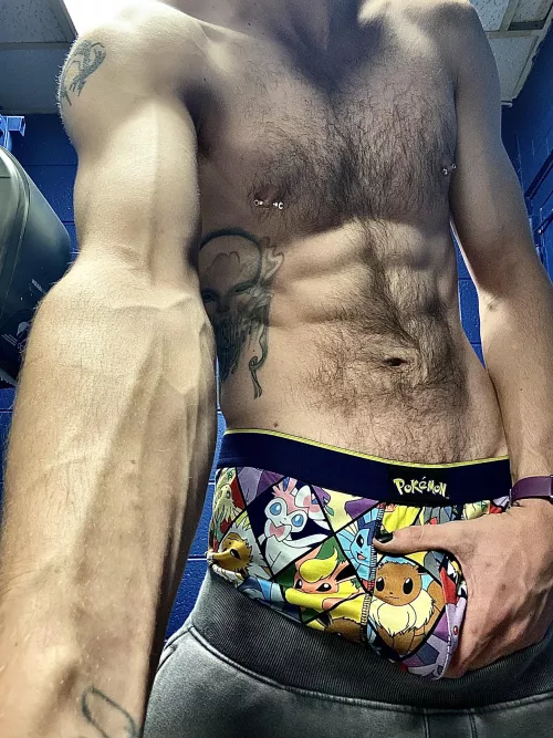 [M] Gotta catch them all 😉 what’s your favorite eeveelution? by 4in_is_enough