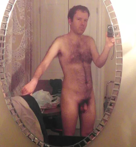 [M] In a hotel by ch572