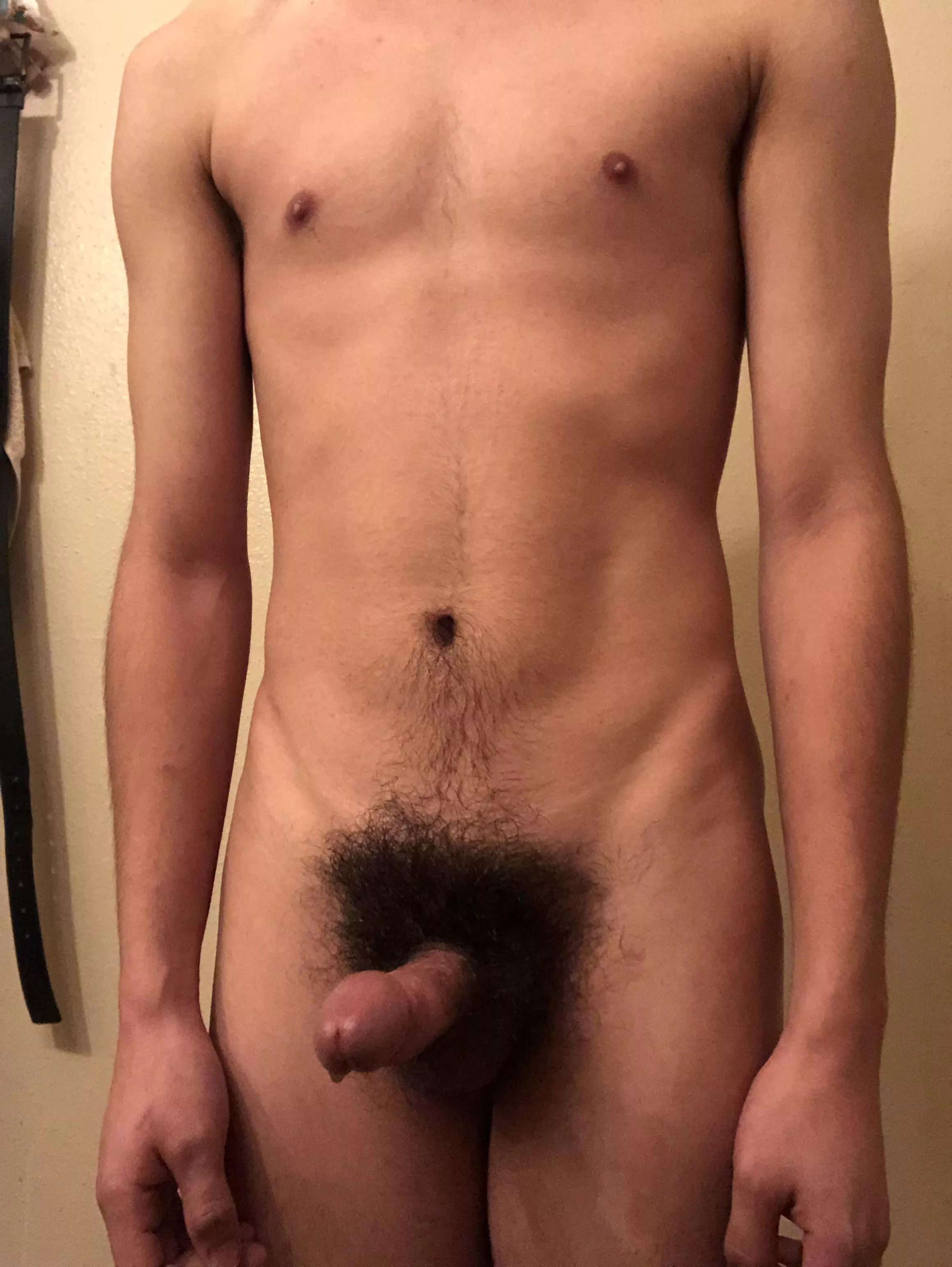 [m] I’ve always felt insecure about my body, yet always kept the Grecian spirit. posted by Lonestar064