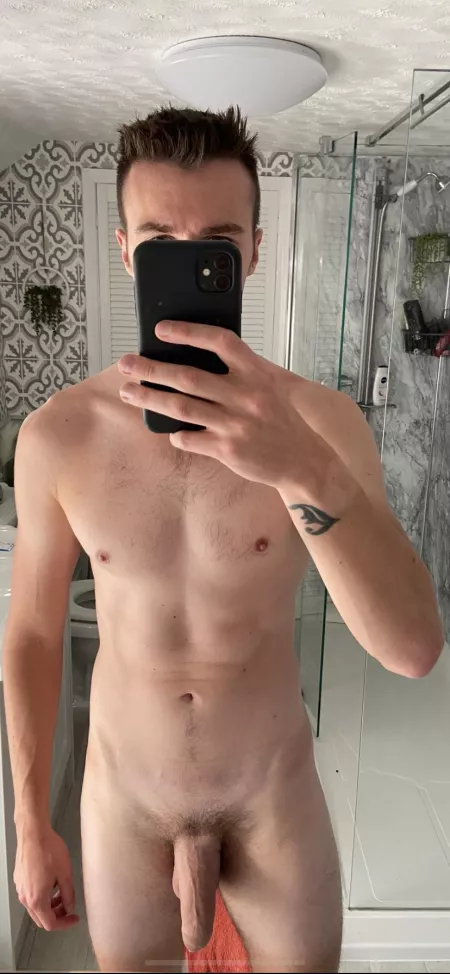 [m] rate my naked body 😉 by hornyrunnerst3