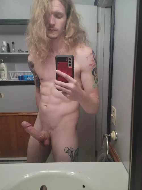 (M) What does the internet say? by Woodencorn