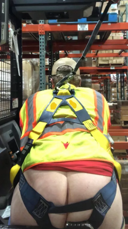 [m] Will someone please work overtime with me, I get so bored by myself☺️🥺 by paulb97