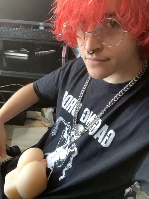 [M21] blazed and horny by luuverboy