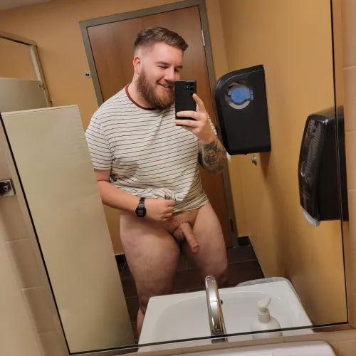 [M27] Seems like I lost my pants at work, hope no one minds! by AlmostAverage94