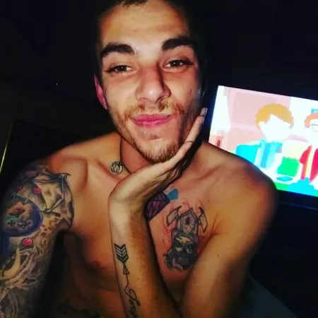 M4f just wanna exchange photos and chat by EntrepreneurChance28