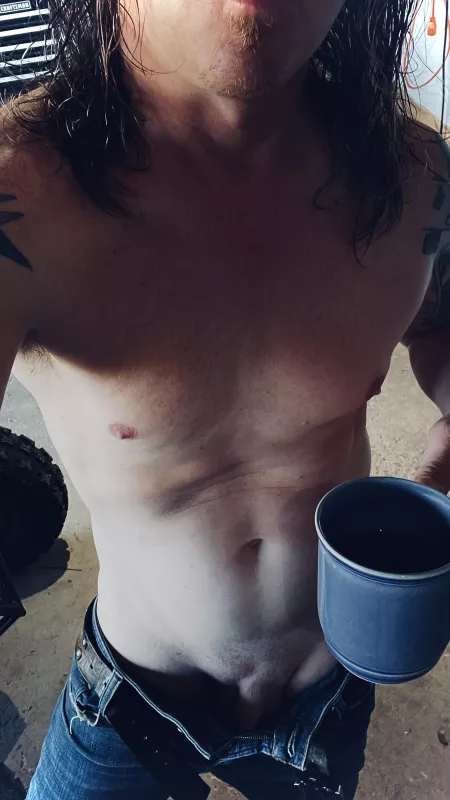 (M)50 Coffee in the garage this Monday morn..... by CuriousHopeful71