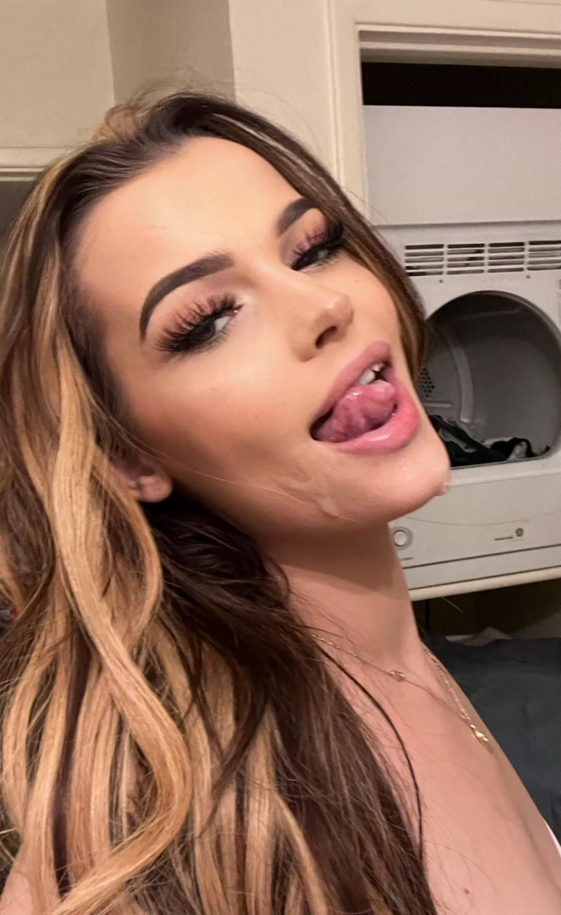 made a little mess with my little snack posted by SleepyxxxSarah