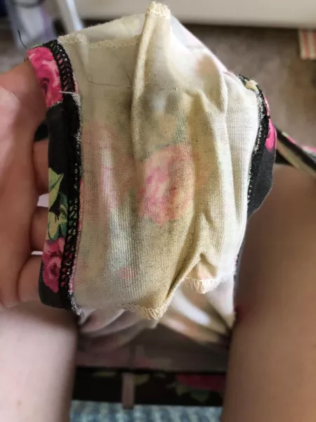 Made it to day 3, so ripe and yummy 😋😋 by colette149