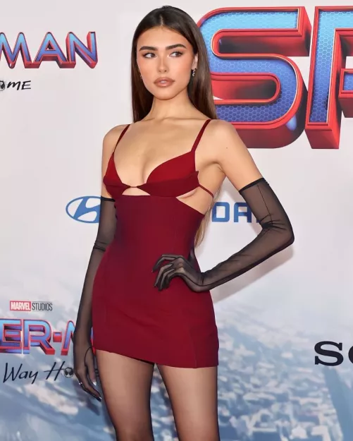 Madison Beer knows how to get all the attention by TheDevilKiwi