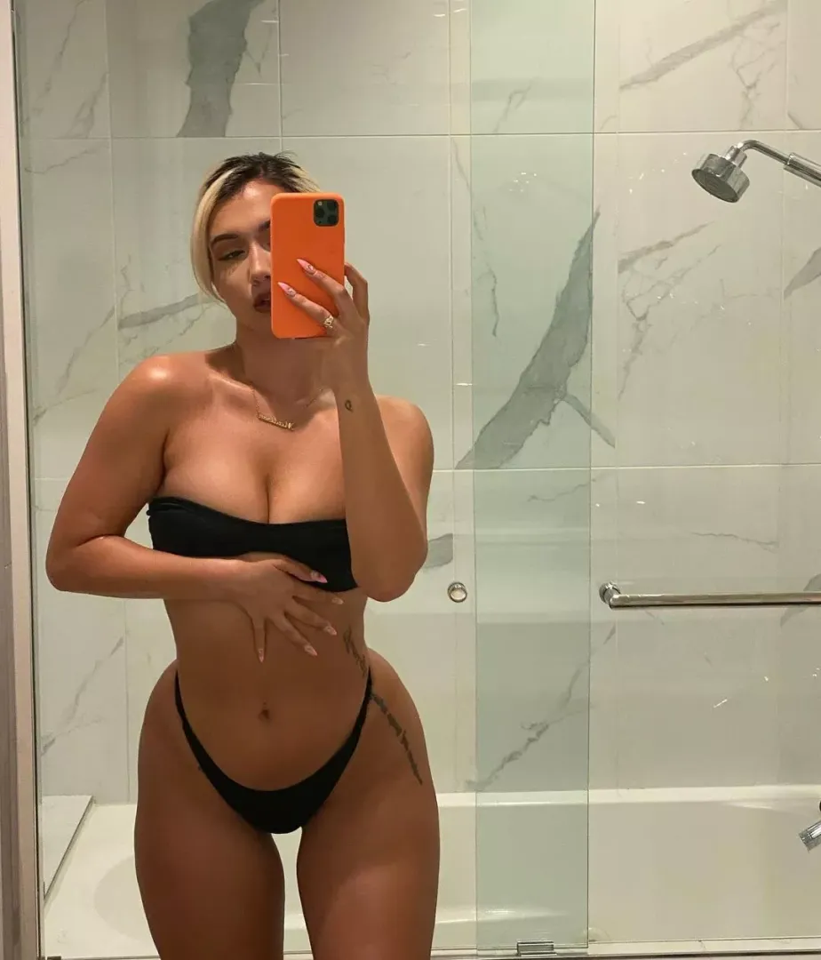 Madison Skylar posted by Poualonai