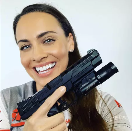 Maggie Reese by Adblouky